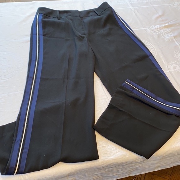 Black trouser style pant with side stripe detail. Size 6 - Picture 5 of 5